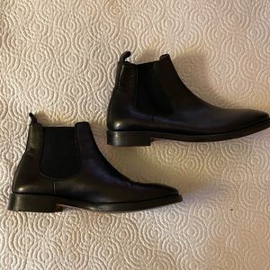 Theory Chelsea Boots
